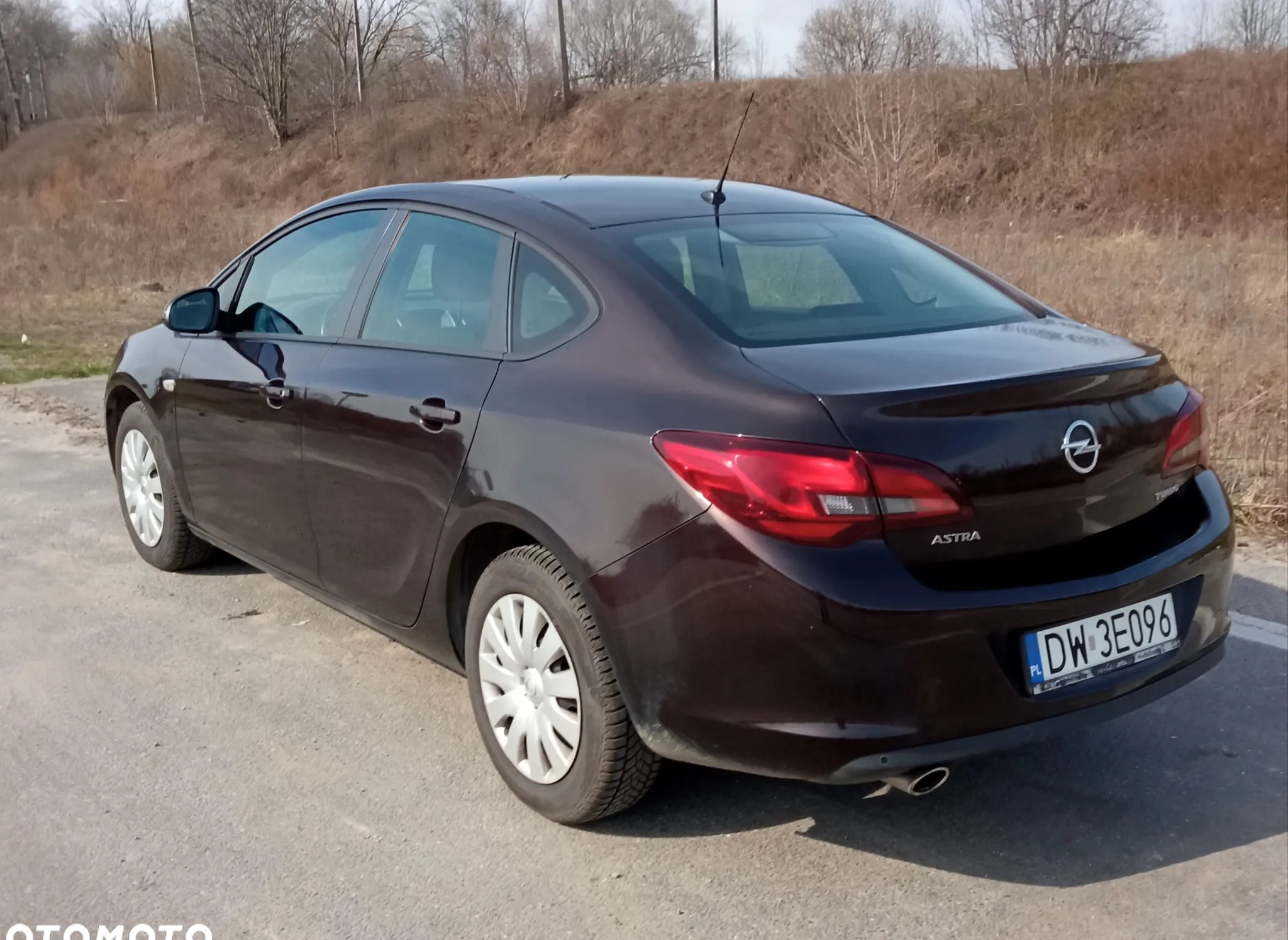 Opel Astra cena 34500 przebieg: 177000, rok produkcji 2015 z Siechnice małe 29